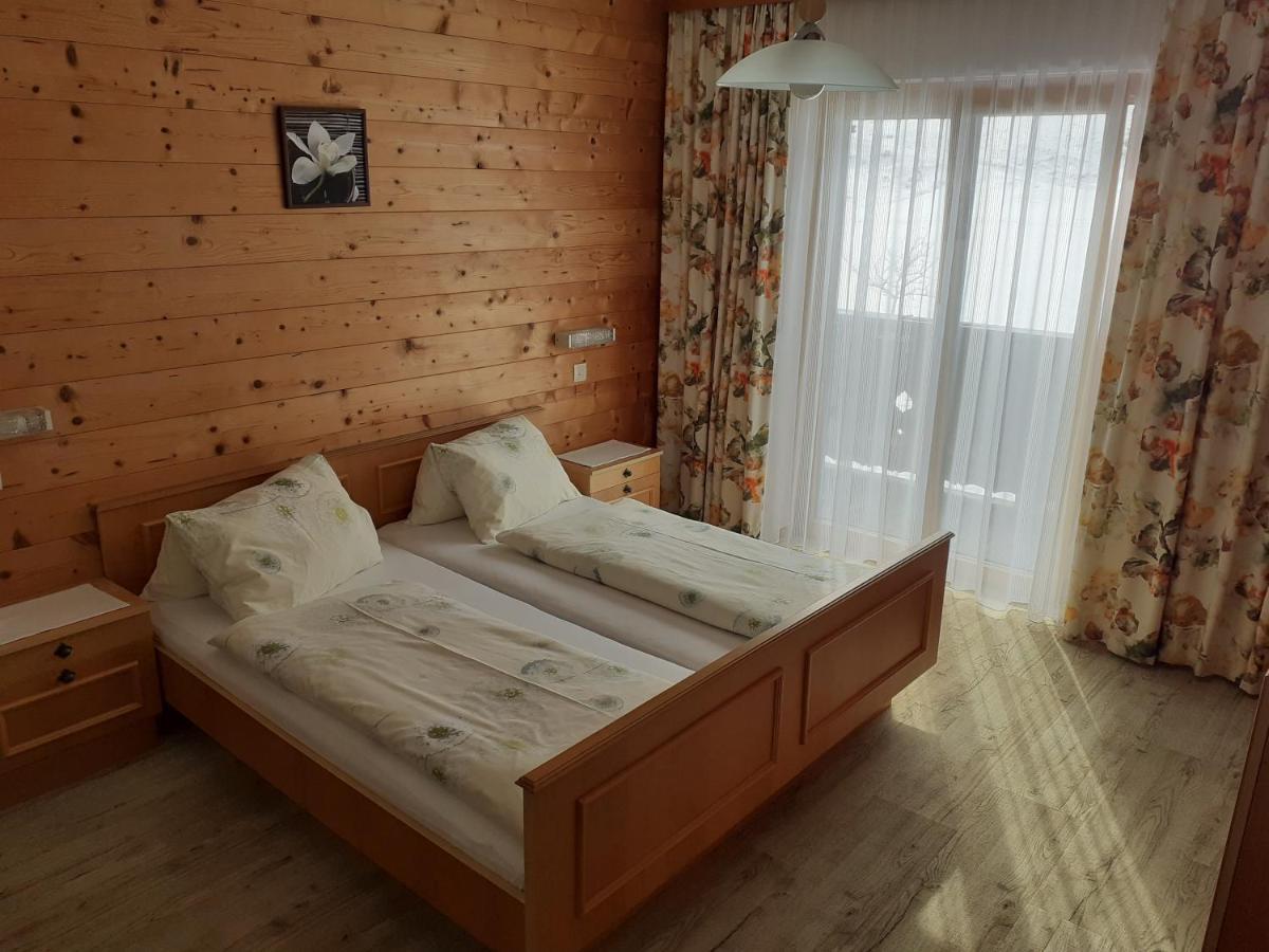 Bed and Breakfast Bauernhof Grieslehen à Leogang Extérieur photo
